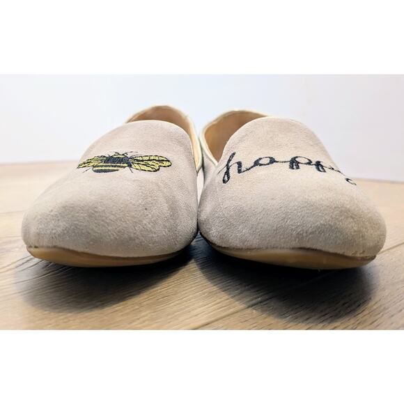 NEW C. Wonder Celeste Bee Happy Beige Suede Leather Embroidered Flats Size 5 - Picture 5 of 9
